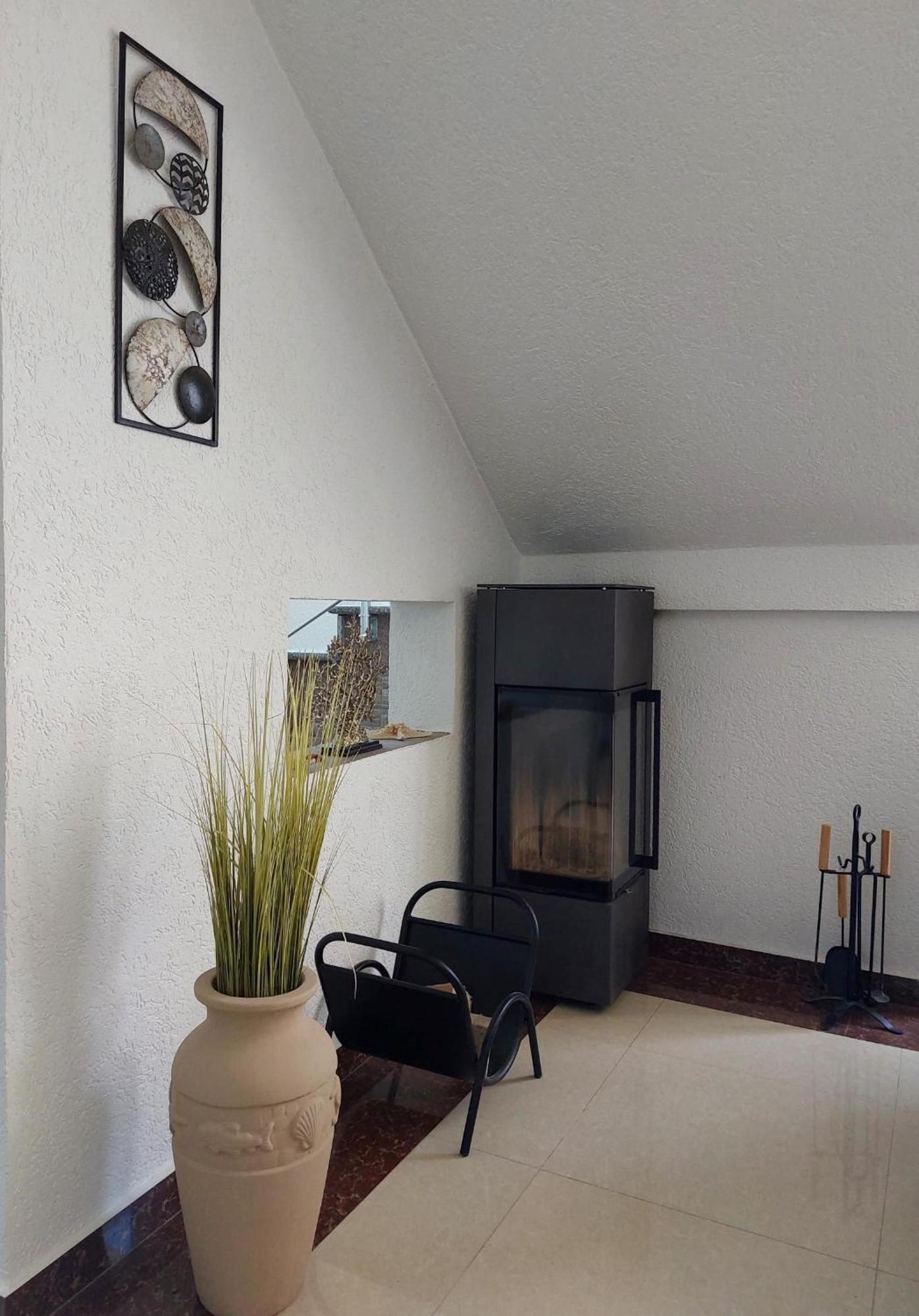 "House Muenster" Bed&Breakfast - Ulcinj Donji Stoj Bagian luar foto