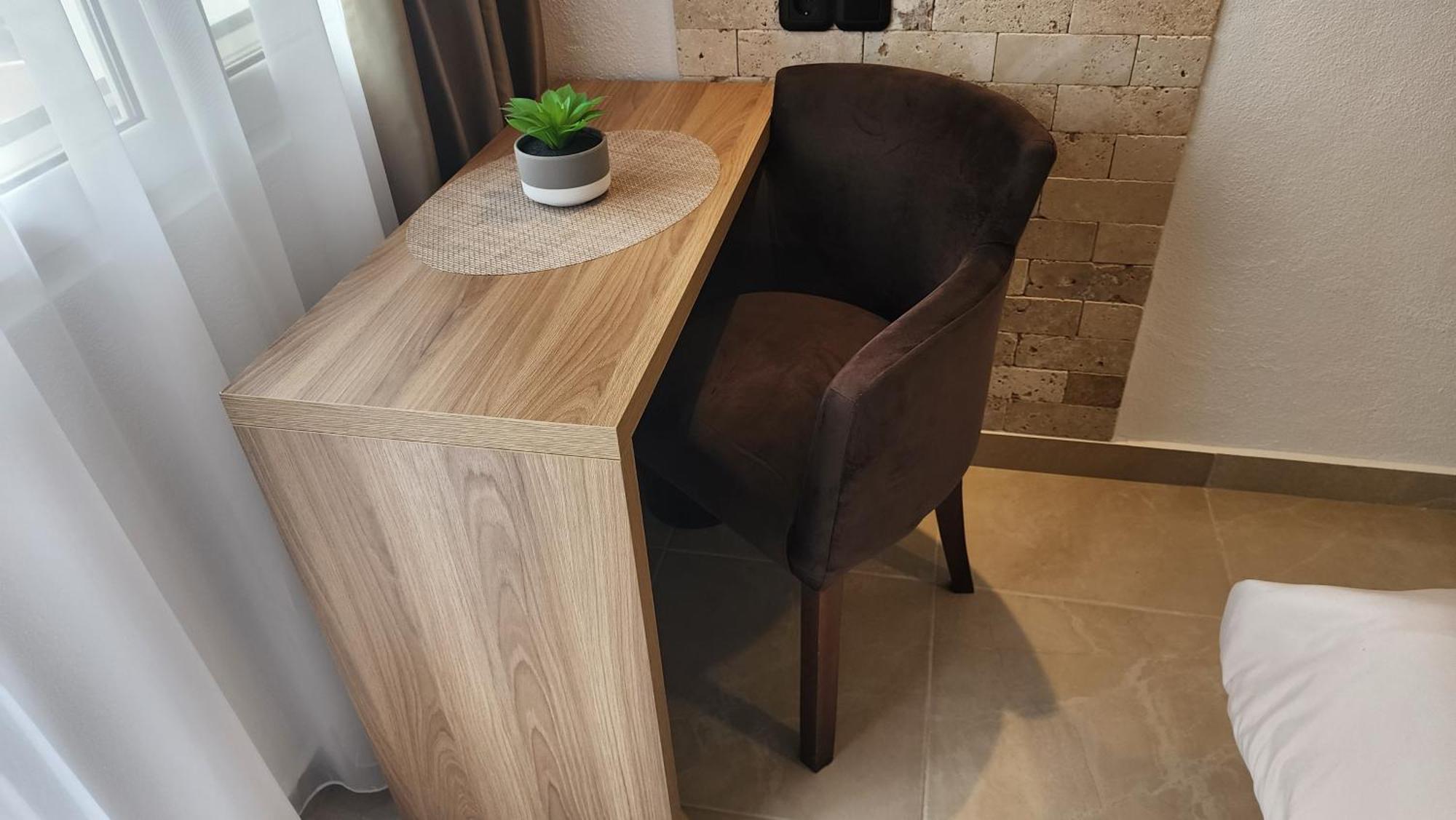 "House Muenster" Bed&Breakfast - Ulcinj Donji Stoj Ruang foto